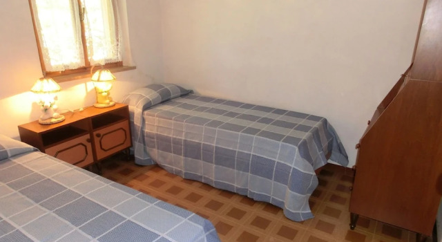 Fantastic Villa on two Floors With Garden and Swimming Pool by Beahost Rentals, Book Villa Hoteller i Friuli Venezia Giulia med parkering, Parkering