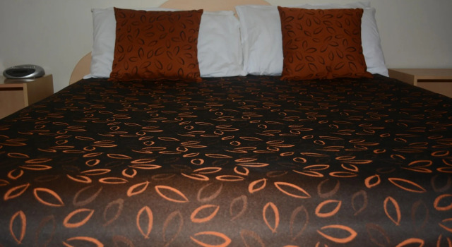 Rocky Gardens Motor Inn Rockhampton, Boek Mini-hotel Hotels in Queensland met zwembad, Zwembad