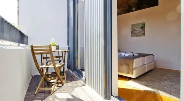 Студия Superior с балконом и с видом на город MyStay Porto Bolhão
