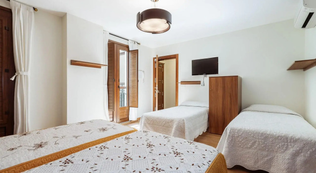 Hotel Arriola, Varaa Hotelli Granadan keskusta 