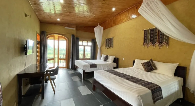 Rodzinny suite i balkonem i z widokiem na góry Sky Bay Lodge