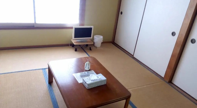 Guest House Shiraishi, Buchen Sie Pension Günstige Hotels in Chugoku