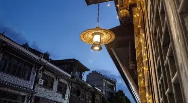 Yaduo Courtyard Homestay (Border City Chatong Scenic Area), Rezerwuj Hotel Xiangxi Hunan