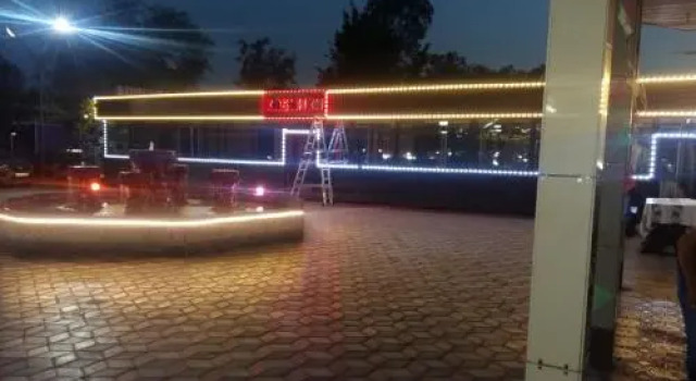 Hotel on Zhibek Zholy 38, Забронировать Отель Отели Алматы с парковкой, рядом с Станция метро Жибек Жолы, Парковка