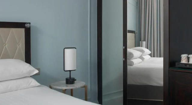 Двухместный номер Superior Paris Marriott Opera Ambassador Hotel
