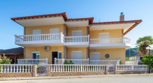 family house nikos 2, Book Apartment Sikiá 