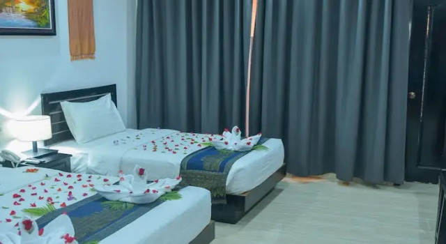Семейный номер Deluxe с балконом Dinata Angkor Boutique Hotel