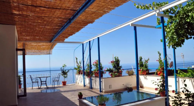 Трёхместный номер Standard с видом на море B&B Il Canto delle Sirene