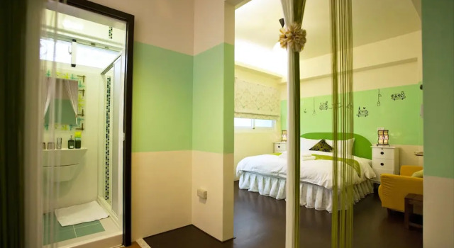 Трёхместный номер Standard с балконом Sweet Rainbow B&B