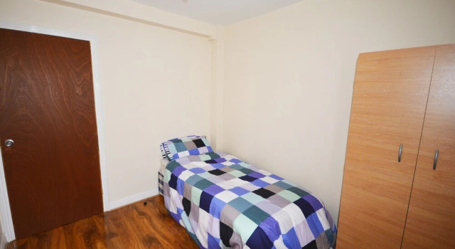 Коттедж Deluxe London Luxury 7 Bedroom Holiday Let