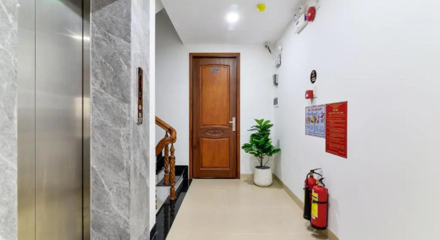 Студия Deluxe Woody House Saigon Center