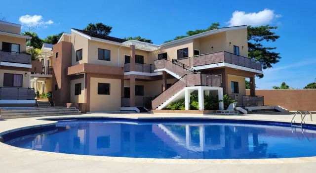 Апартаменты Seaview Paradise - Sleeps 3 - Pool - Parking