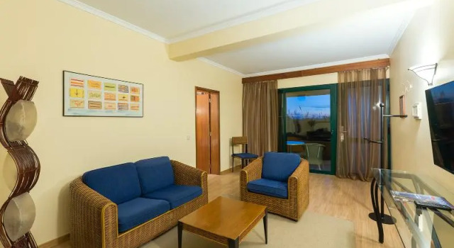 Люкс c 1 комнатой с балконом Galo Resort Hotel Alpino Atlantico
