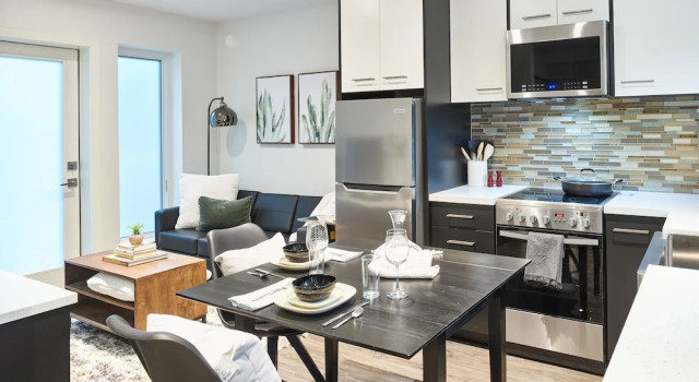Номер Standard House On Dunbar B&B