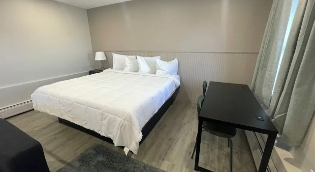 Люкс Deluxe Stone Creek Inn