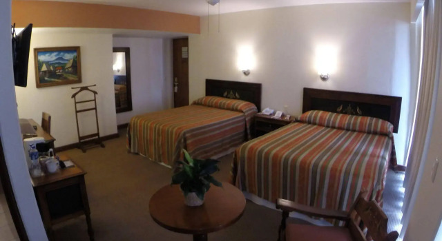Hotel Plaza Uruapan, Book Hotel Hoteller i Uruapan med parkering, Parkering