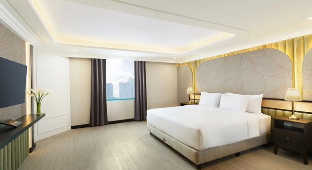 Business Suite Tavia Heritage Hotel