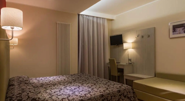 Hotel Baffo Rosso, Prenota Hotel Corropoli Abruzzo