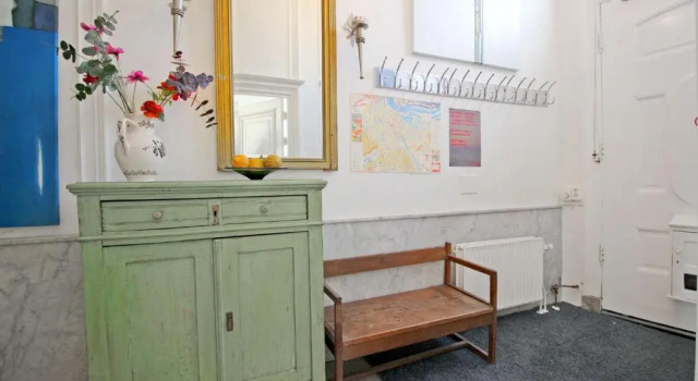 Cozy Jordaan canalhouse near Anne Frank House, Rezervovat Hotel Hotely v Zuid-Holland s parkováním, Parkování