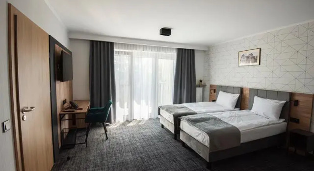 Апартаменты Executive с балконом и с видом на город Hotel Polonia PARK Medical Center & Spa Restauracja Polonia & SKY Bar