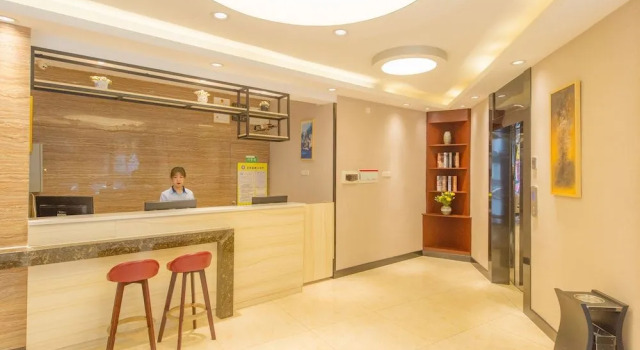Qingpishu Hotel （Guilin West City Road,Walking street ）, Забронировать Отель Отели Гуйлинь 3 звезды, рядом с Пагоды Солнца и Луны, 3*