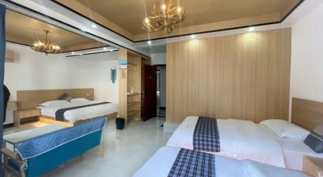 Семейный люкс с балконом Tingyun Mountain Lodge · Meiyuan (Libo Xiaoqikong West Gate)