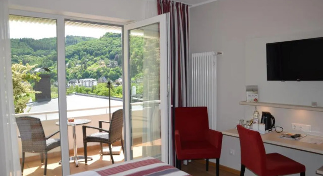 Двухместный номер Standard с балконом Flair Hotel am Rosenhügel - Garni