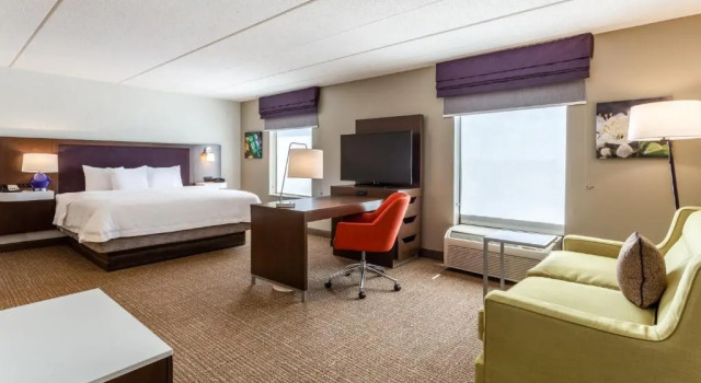Номер Deluxe Hampton Inn & Suites Chicago - Libertyville