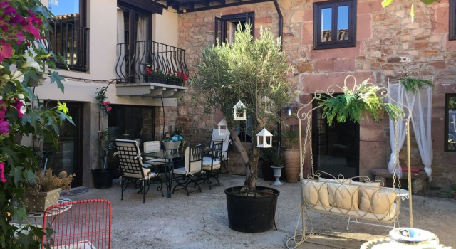 Hotel Doña Palmira, Забронировать Отель Салинас-де-Писуэрга 