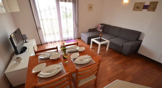 Apartments Tomasevic, Забронировать Апартаменты/квартира Ластва Грбальска 