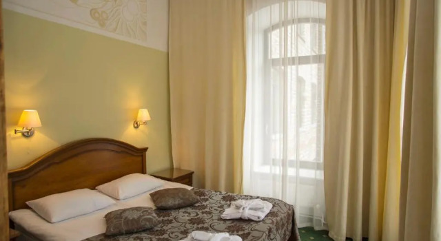 Полулюкс Hotel St. Barbara