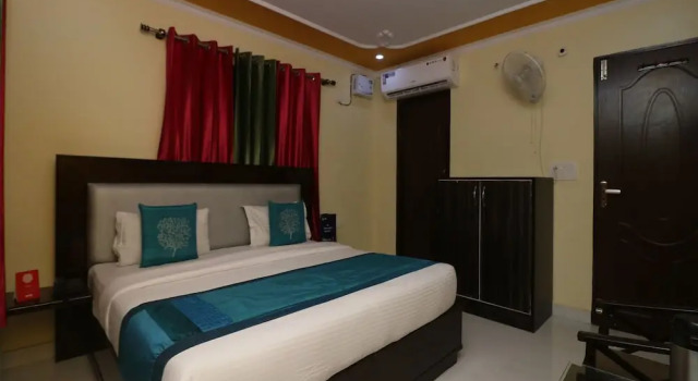 OYO 9809 Hotel Shree Residency, Забронировать Отель Отели Дехрадун с завтраком, Завтраки