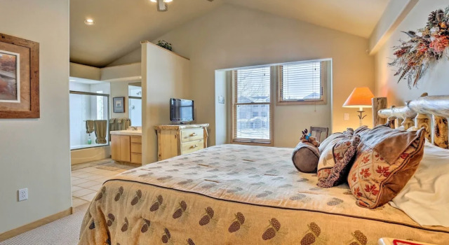 Апартаменты Frisco Townhome w/ Hot Tub - 10 Mi to Breckenridge
