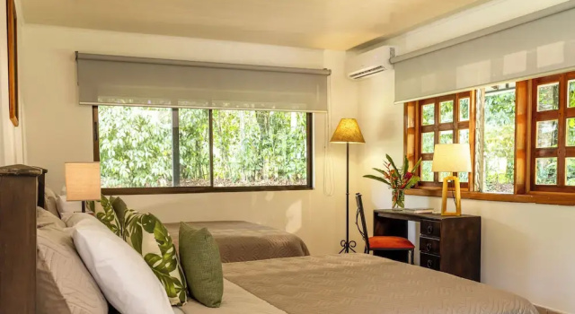 Четырёхместный номер Standard с балконом Natural Lodge Caño Negro