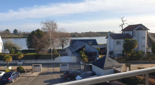 Двухместный номер Comfort с балконом и с частичным видом на море Best Western Plus Le Roof Vannes Bord de Mer