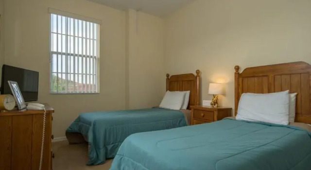 805 Tuscan Hills Blvd 5 Bedrooms, +3 Bathrooms
