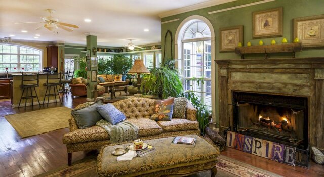 Butterfly Creek Inn Tryon, Buchen Sie Hotel Tryon North Carolina