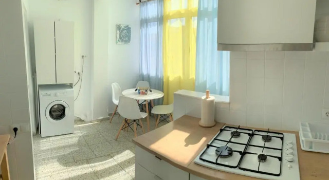 Bright and Modern Apartment 3 bedroom with Balcony E3EV