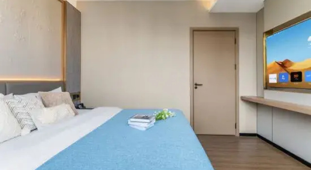 Люкс Tanks Hotel
