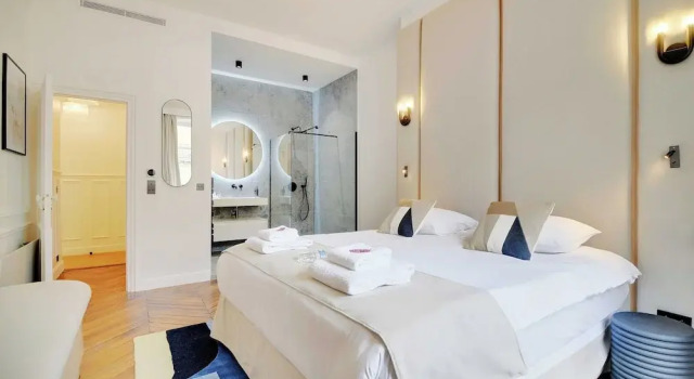 Апартаменты Magnificent Apartment - 4br/10p - Palais-royal
