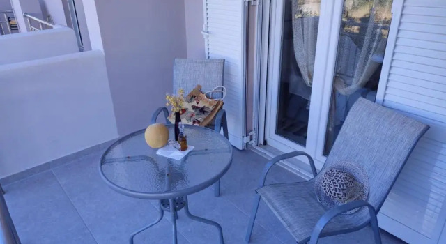Коттедж Bee life apts, Sweet house