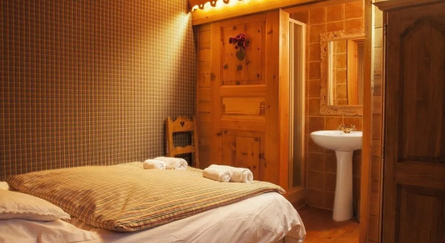 Chalet Le Bullou, Забронировать Шале Виллы Овернь-Рона-Альпы, Вилла