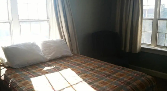 Suite Senate Luxury Suites
