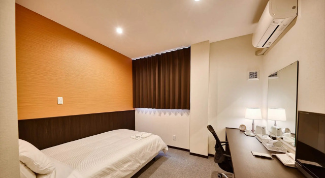 Номер Economy Crown Hotel Okinawa Annex