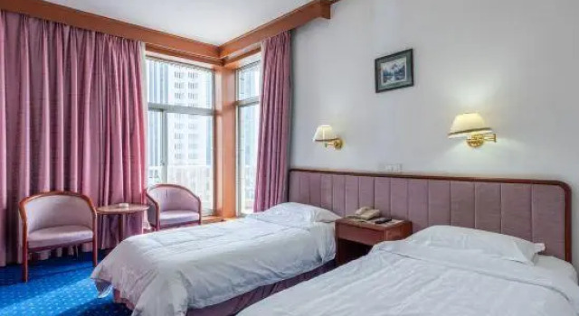 China Hualu Hotel