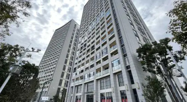 Huazhi City Xingcheng Scenic Homestay (Jinwa Road), Rezerwuj Hotel Hotele w Kunming z parkingiem, Parking