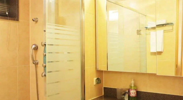 Habitación doble familiar Estándar 2 dormitorios con balcón PineRidge Resort