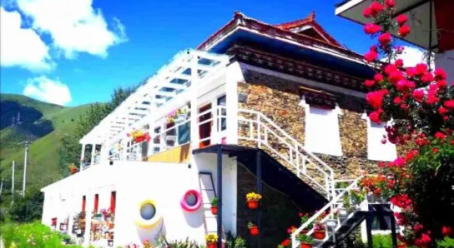 Garze Traveler's Inn