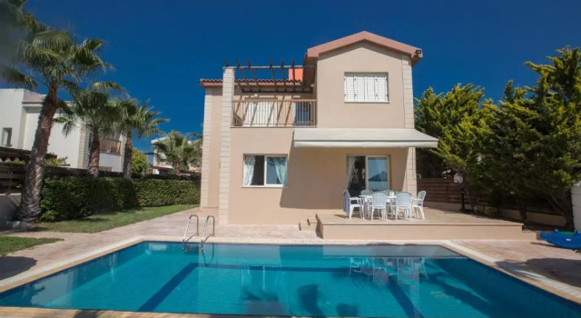 Вилла Sunny Coast Villa