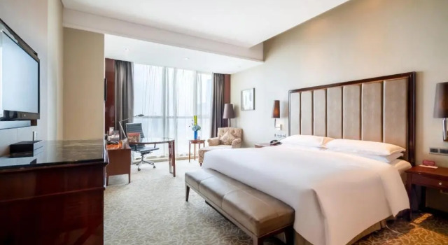 Двухместный номер Superior Crowne Plaza Zhenjiang by IHG